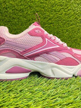 Reebok Road Prime Womens Size 8 Pink White Athletic Running Shoes Sneakers